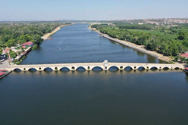 Edirne Meriç Nehri Ulusal ve Uluslararası Kürek Şampiyonalarına ev sahipliği yaptı.