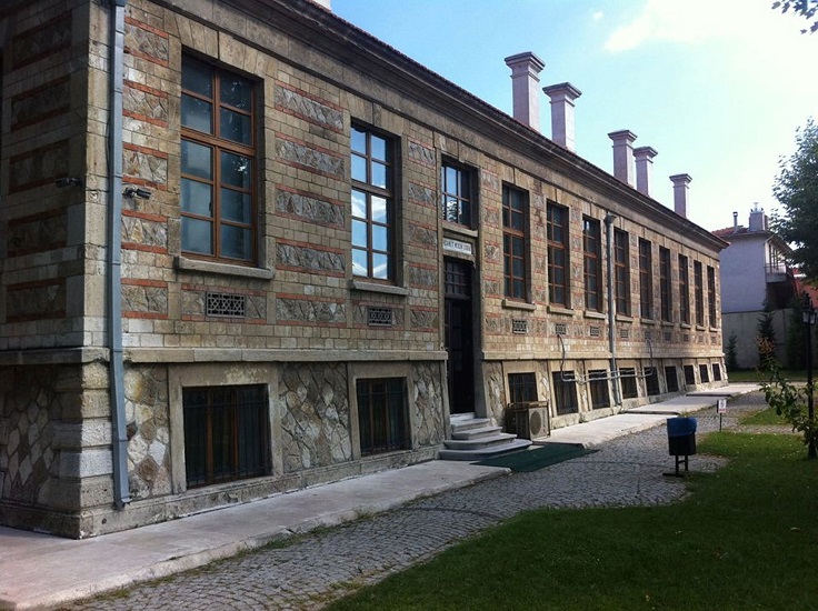 Eski Ticaret Lisesi Binası