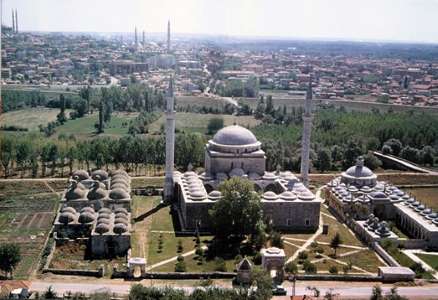 Trakya Üniversitesi Sultan II.Bayezid Külliyesi Sağlık Müzesi