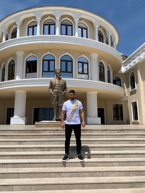 KIRKPINAR ALTIN KEMERİ MUSTAFA TAŞ'A TAKILDI.